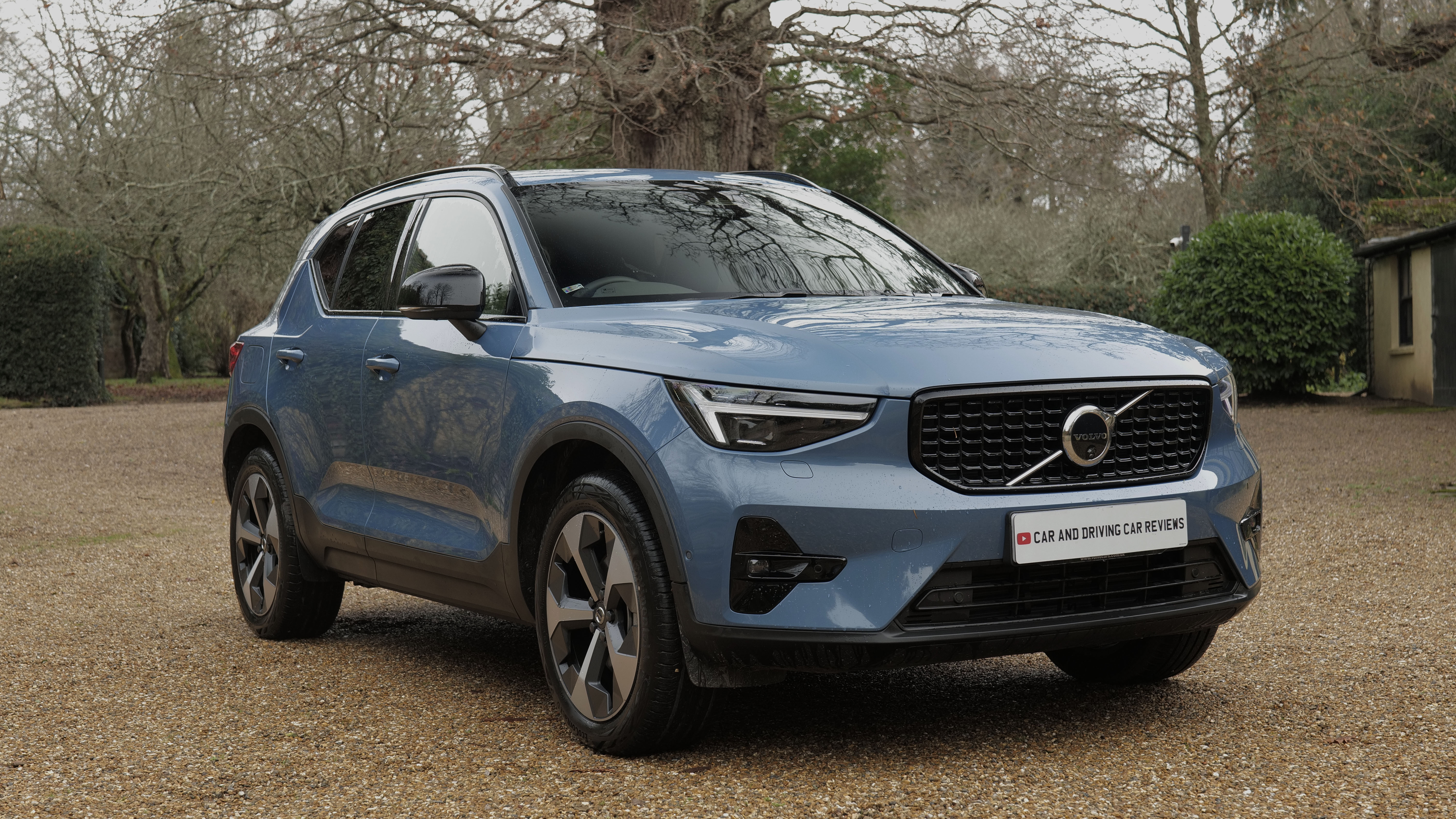 VOLVO XC40 ESTATE 2.0 B3P Plus Black Edition 5dr Auto